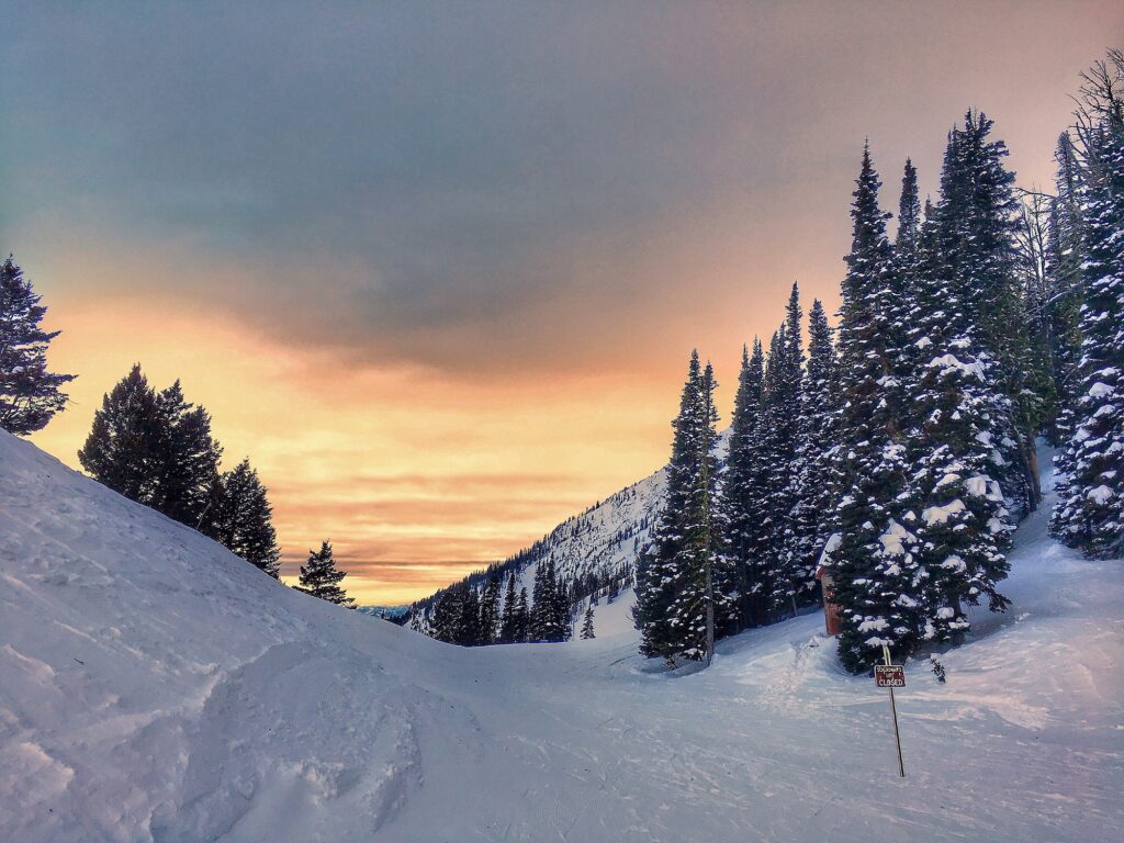 Montana sunset from Bridger Bowl