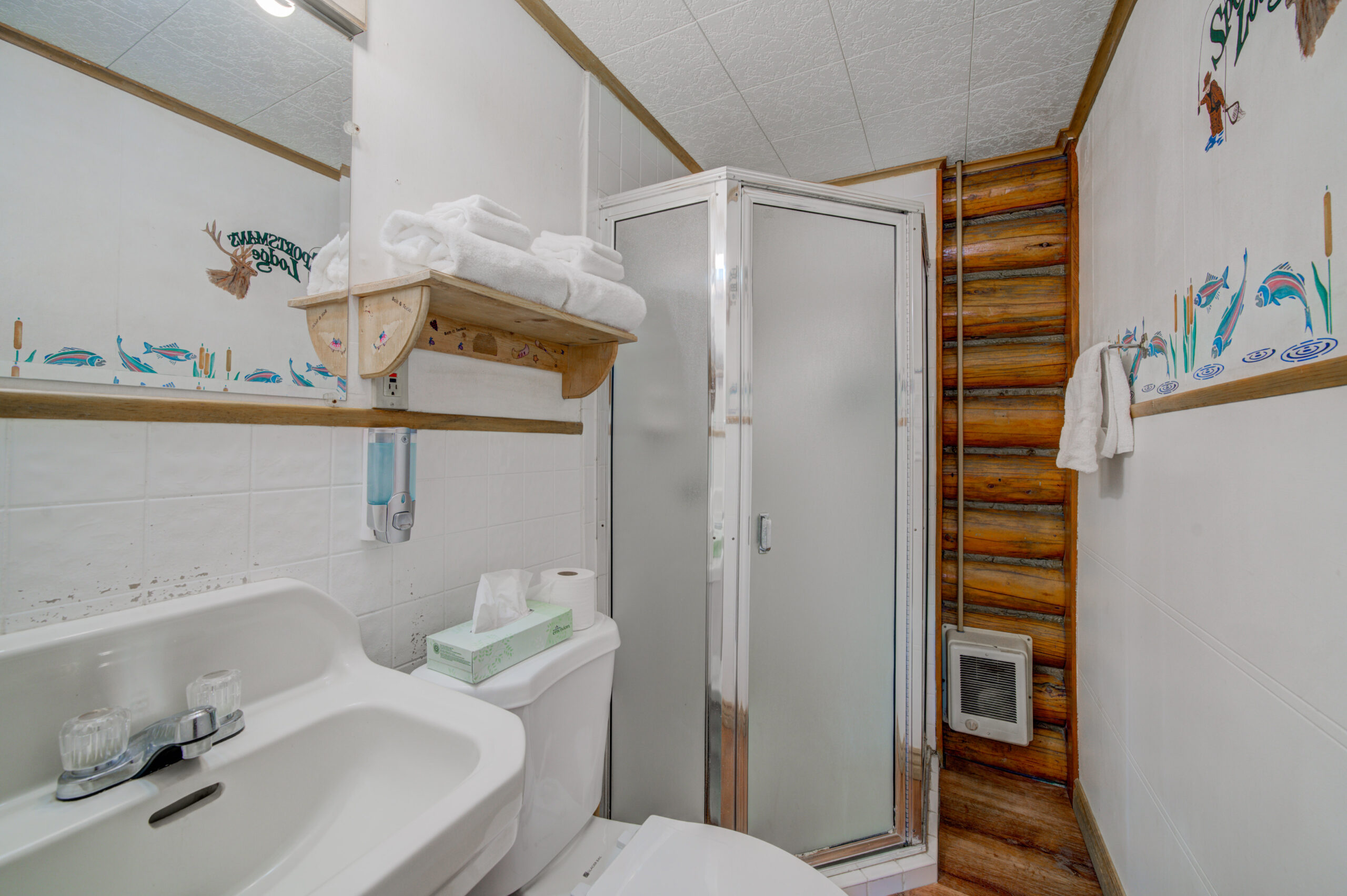 QueenCabin_SportsmansLodge_EnnisMT (1)