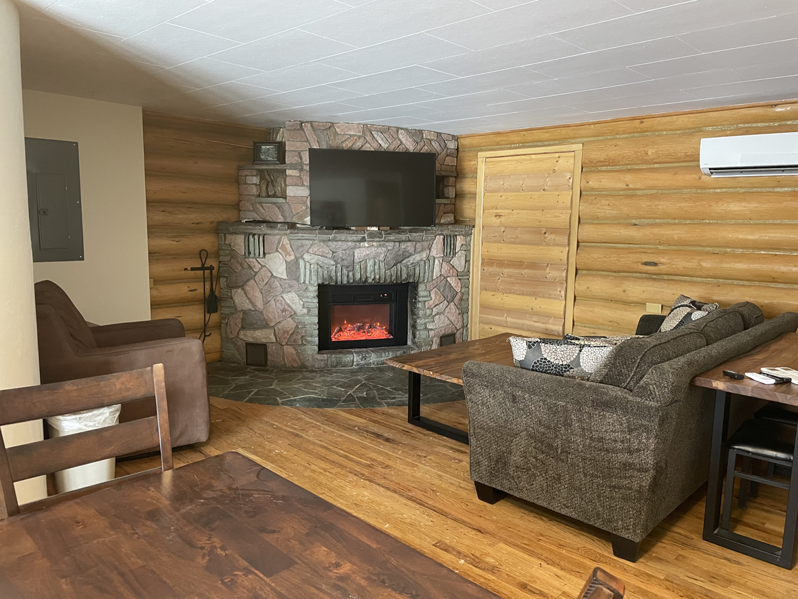 TheBunkhouse_SportsmansLodge_EnnisMT (2)