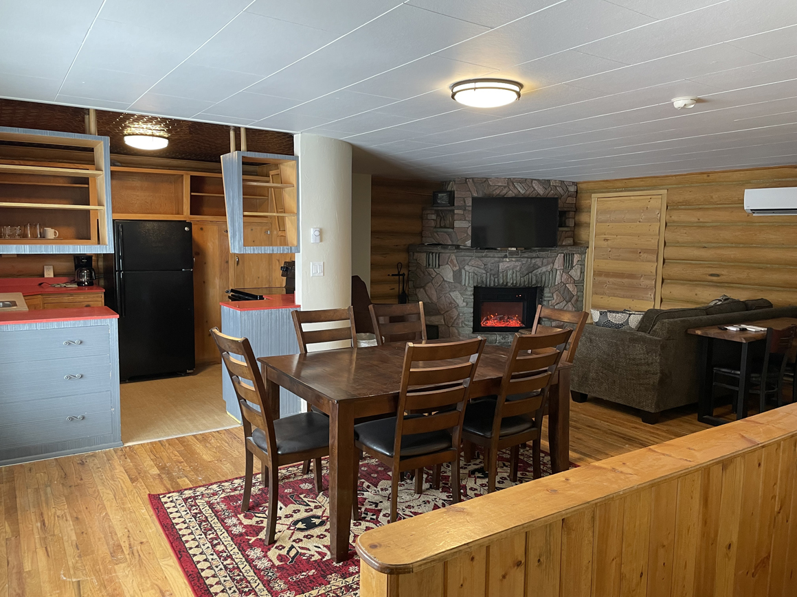 TheBunkhouse_SportsmansLodge_EnnisMT (28)